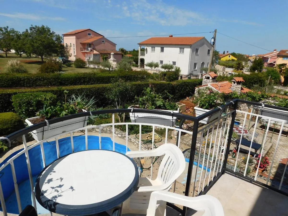 Villa Ana Rovinjsko Selo Lejlighed